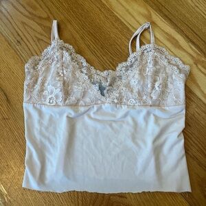 Medium tank top forever 21 light pink lace going out